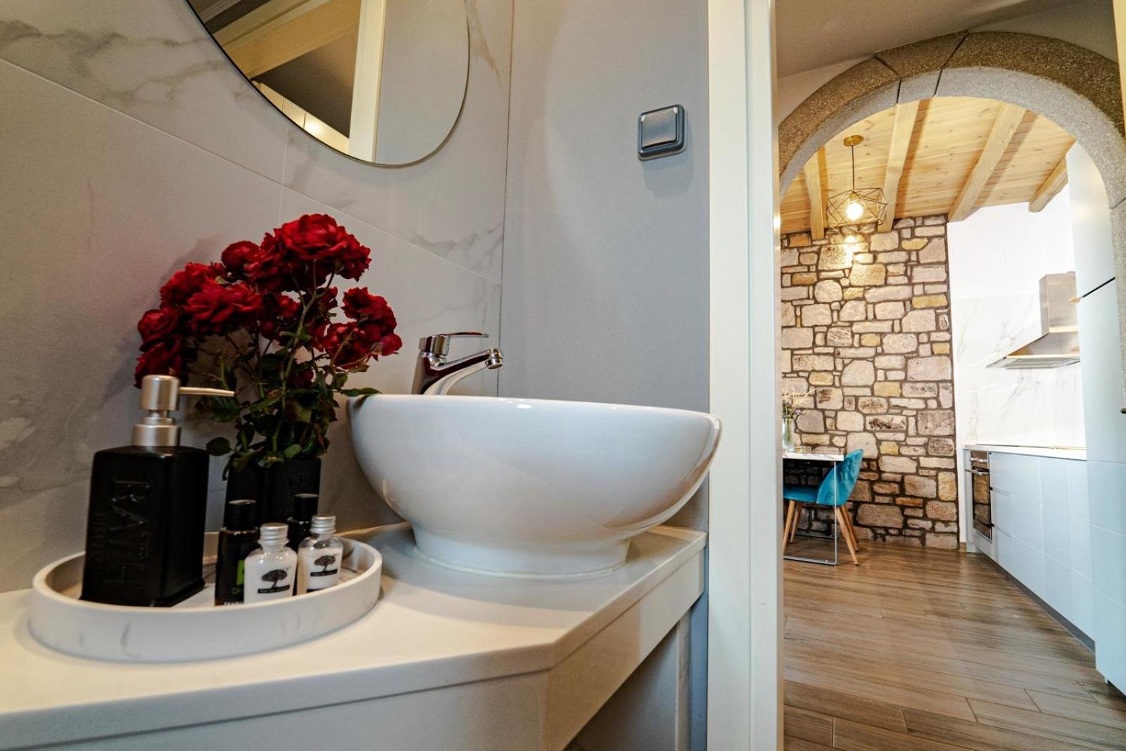 Lithoessa Luxury Apartments Άγιος Ιωάννης Κάσπακας Εξωτερικό φωτογραφία